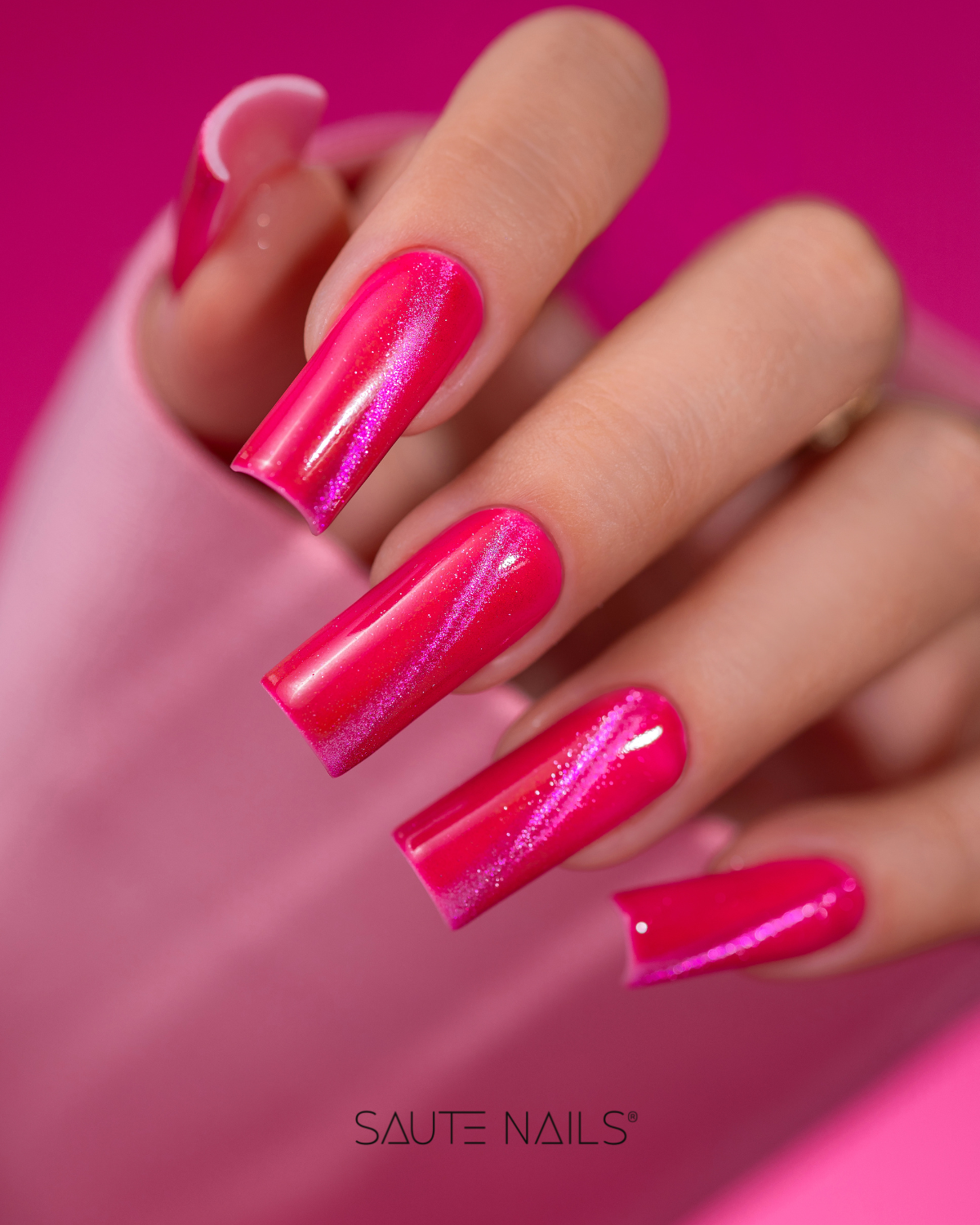 Cat Eye Saute Nails - E09