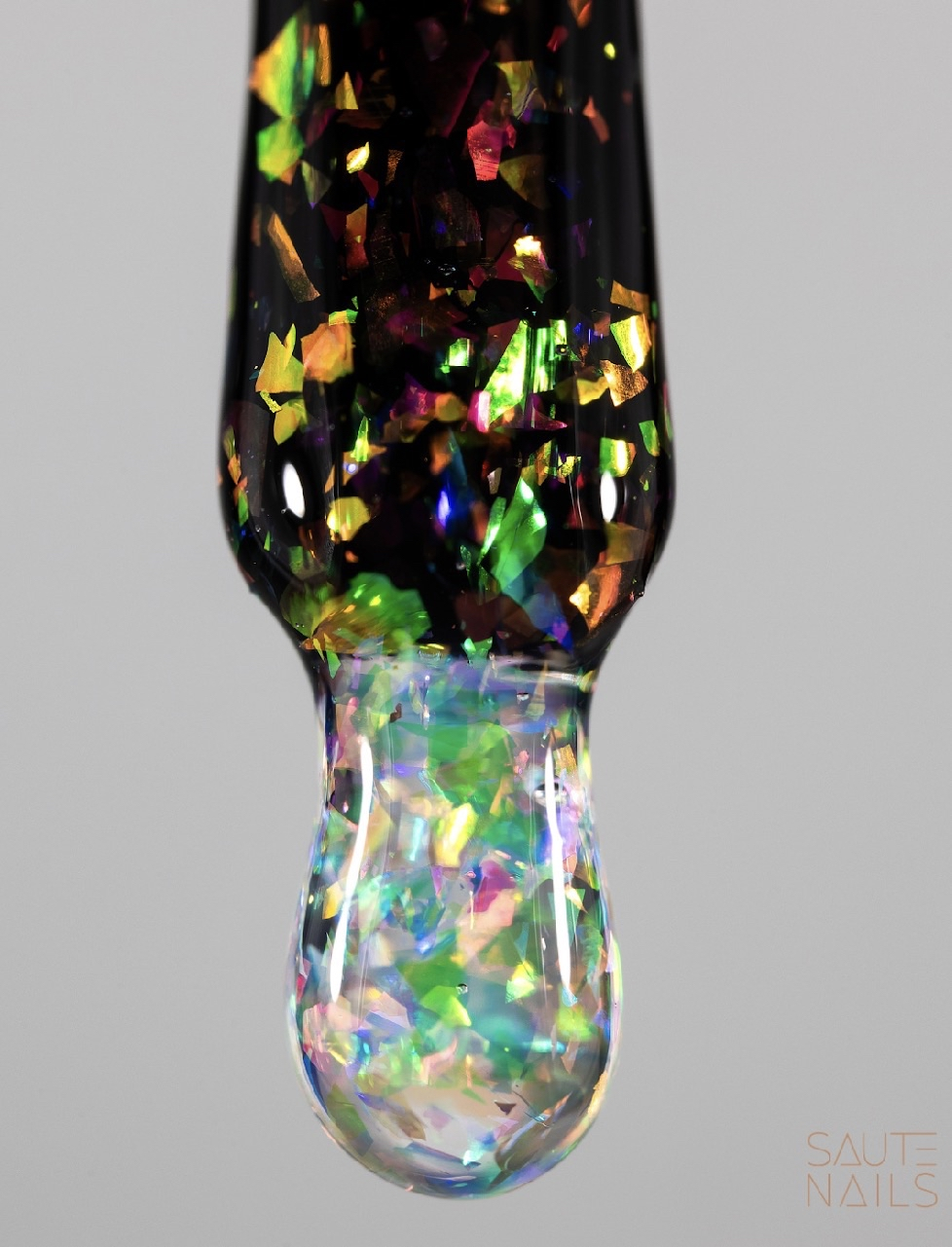 Saute Nails Holo Flakes – Finition Holographique à Flakes Scintillants
